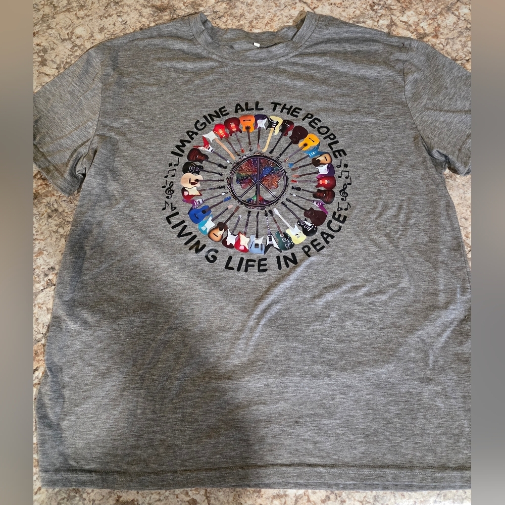 Beatles "Imagine" Graphic T-Shirt with Colorful Guitar Design XXL Soft Cozy ❤️
